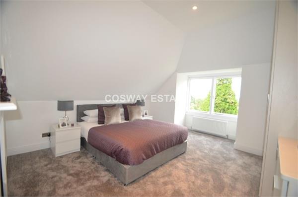 82 Marsh Lane, Mill Hill
